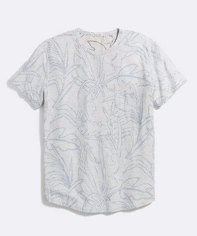 Saddle Pocket Tee in Tropical Outline Print