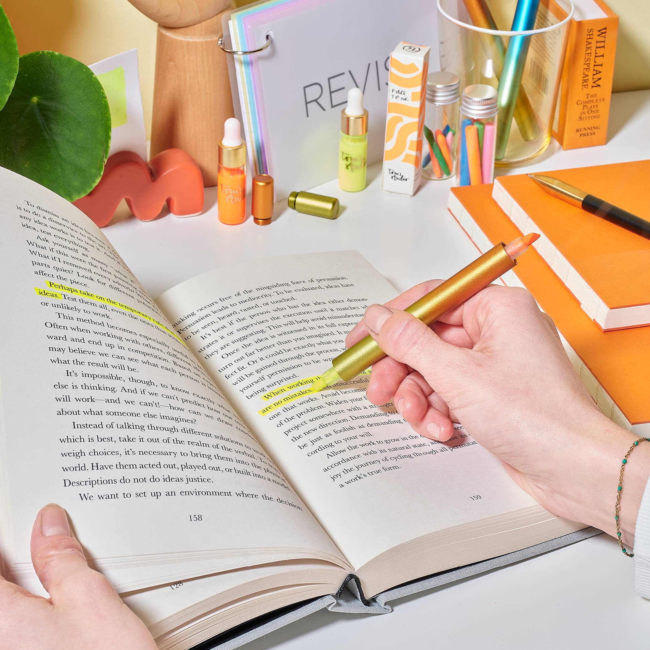 Ori Infinitely Refillable Highlighter