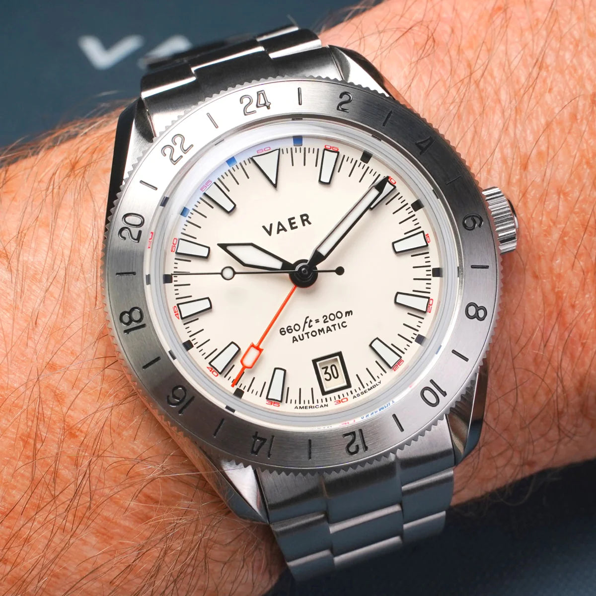 G5 Pacific Polar GMT 39mm with Elite Steel Bracelet