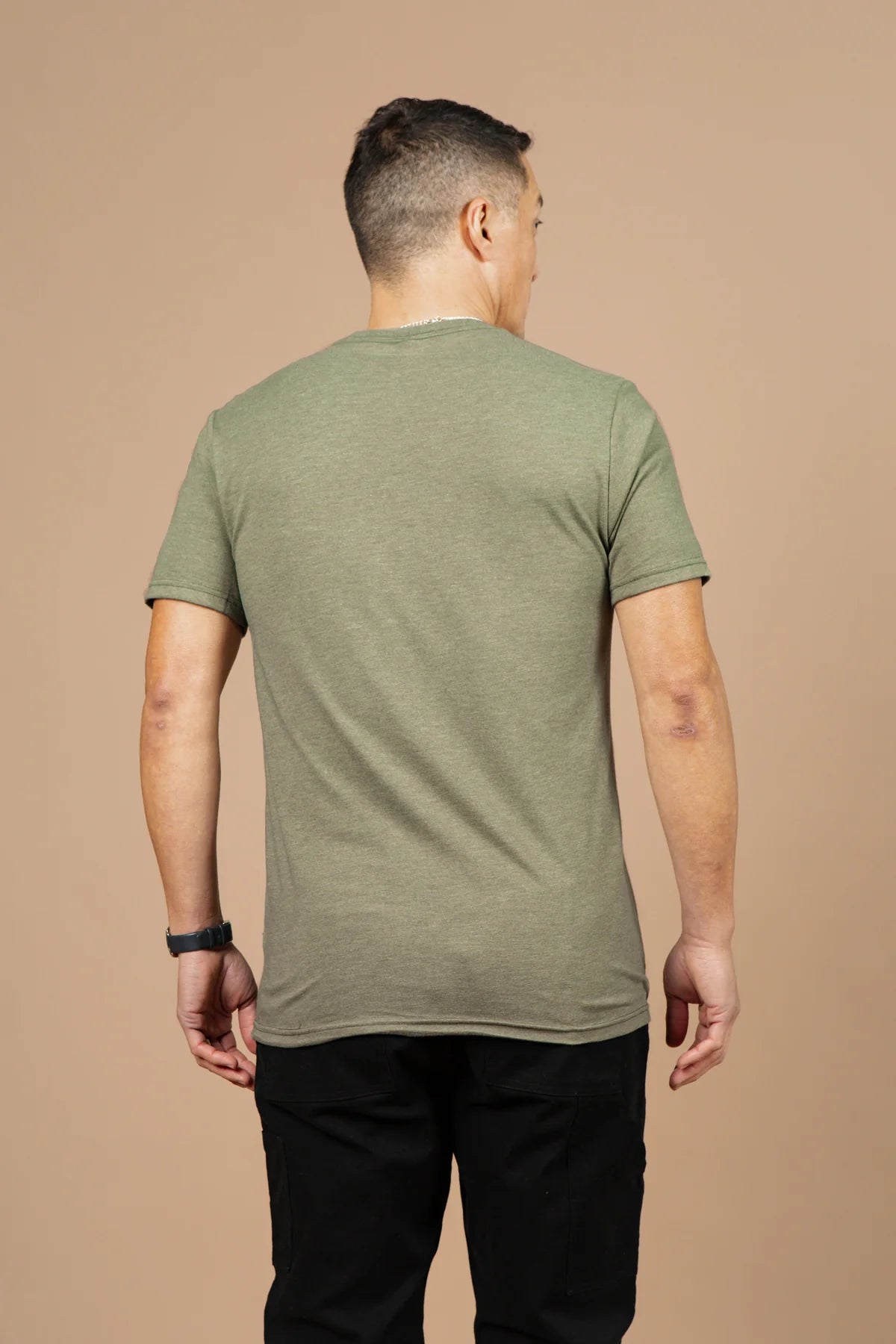 Flown Tee in Olive