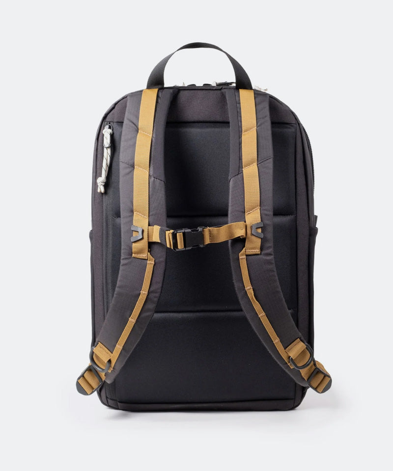 Commuter Backpack in Black/Neutral