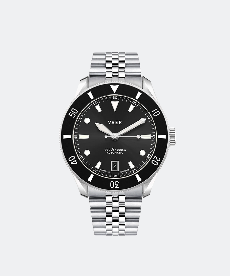 D5 Meridian Black Auto 39mm - on Premium Jubilee Bracelet