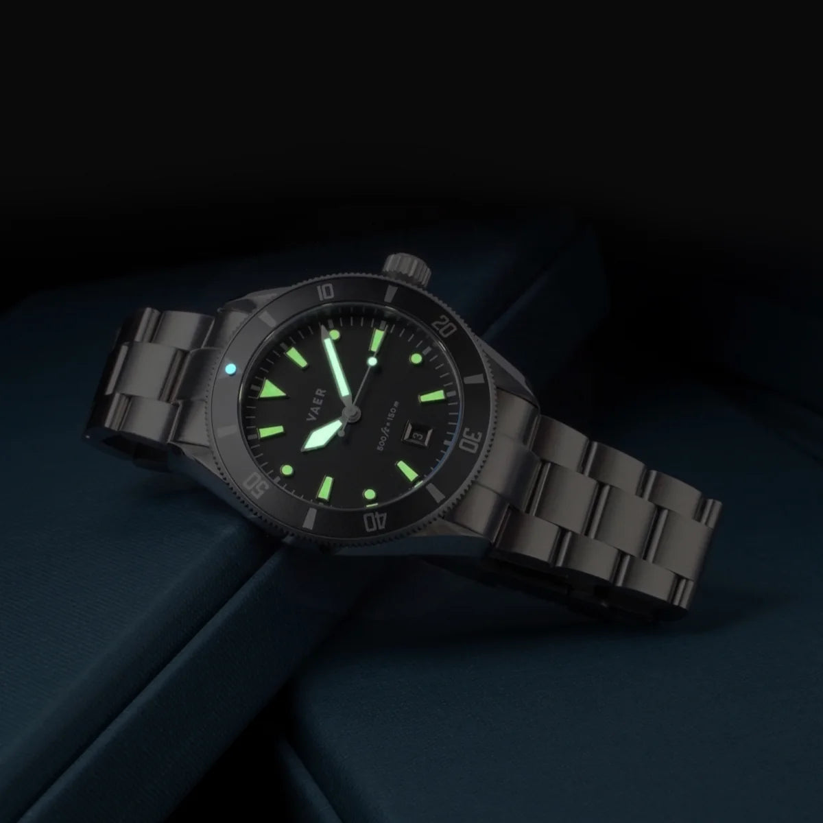DS2 Arctic 39mm - on Premium Stainless Bracelet