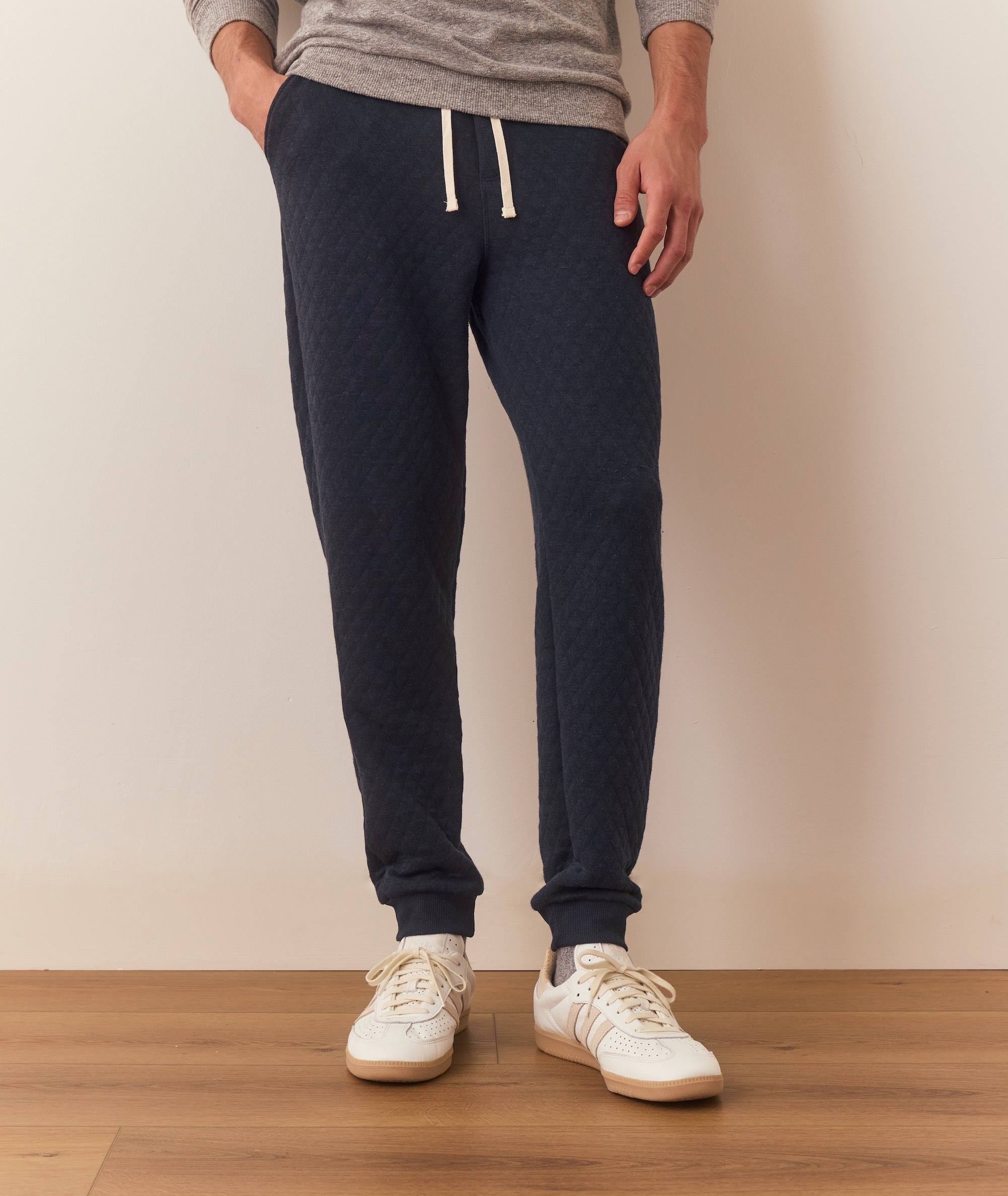 Corbet Quilted Jogger in Navy Small