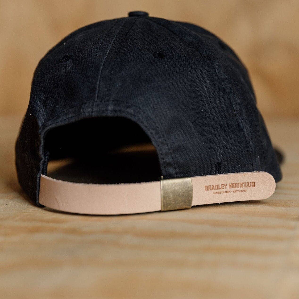 Embroidered Baseball Cap in Coal