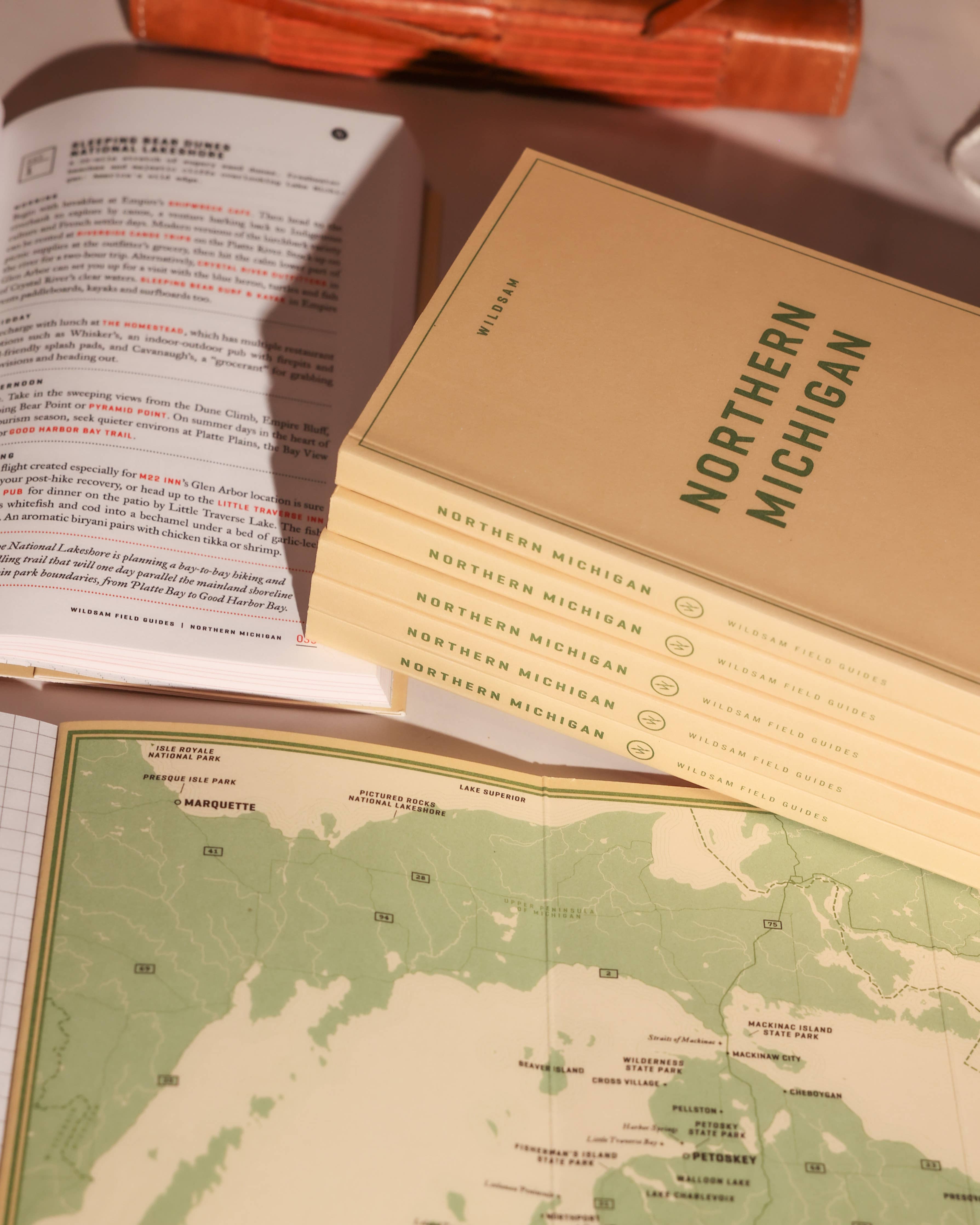 Northern Michigan Field Guide Book