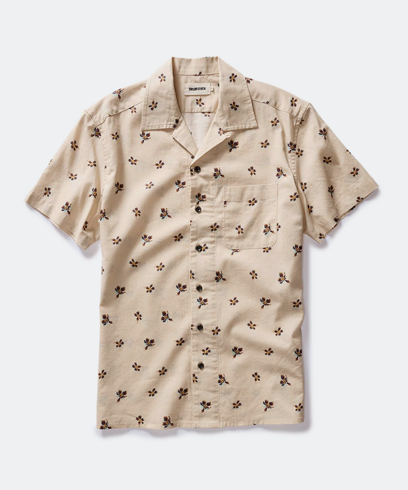 Short Sleeve Hawthorne in Almond Floral