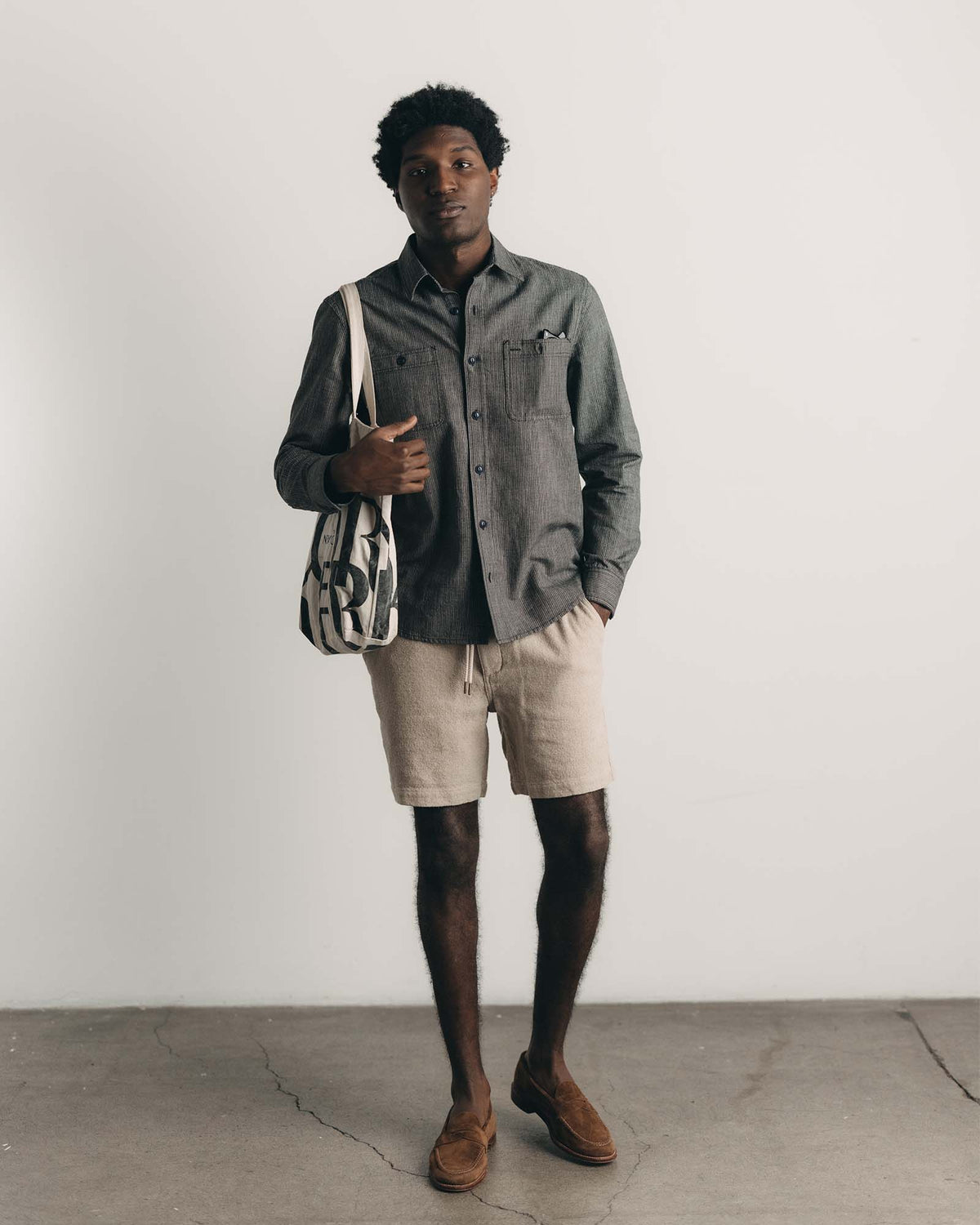 The Apres Short in Heather Oat Crepe
