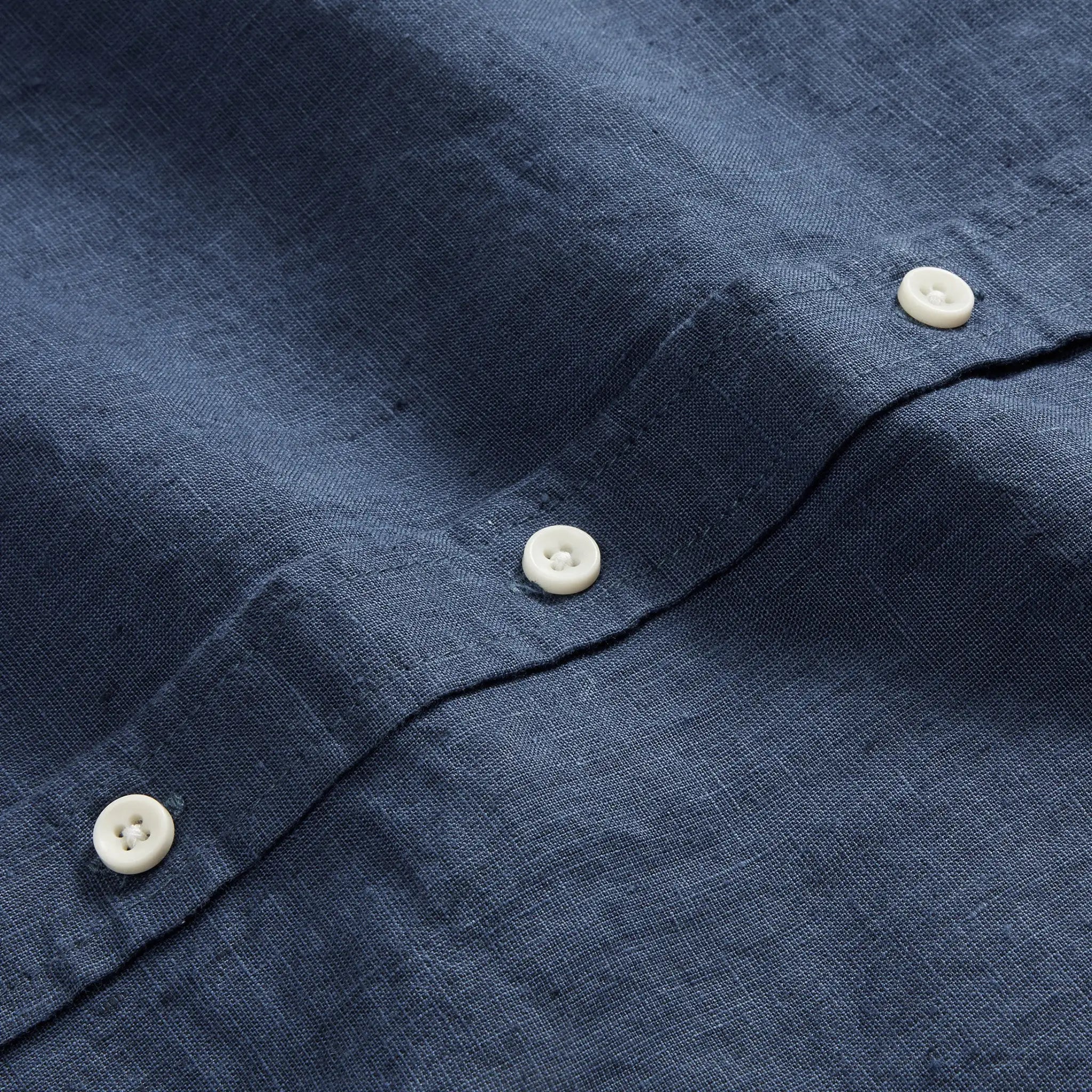 The Short Sleeve California in Navy Hemp