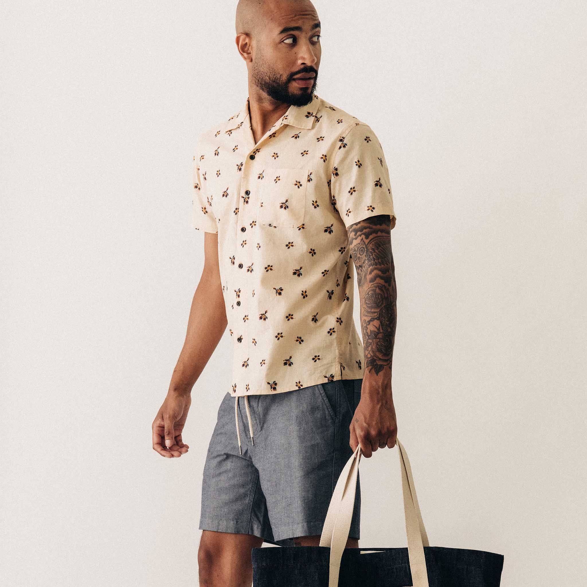 Short Sleeve Hawthorne in Almond Floral