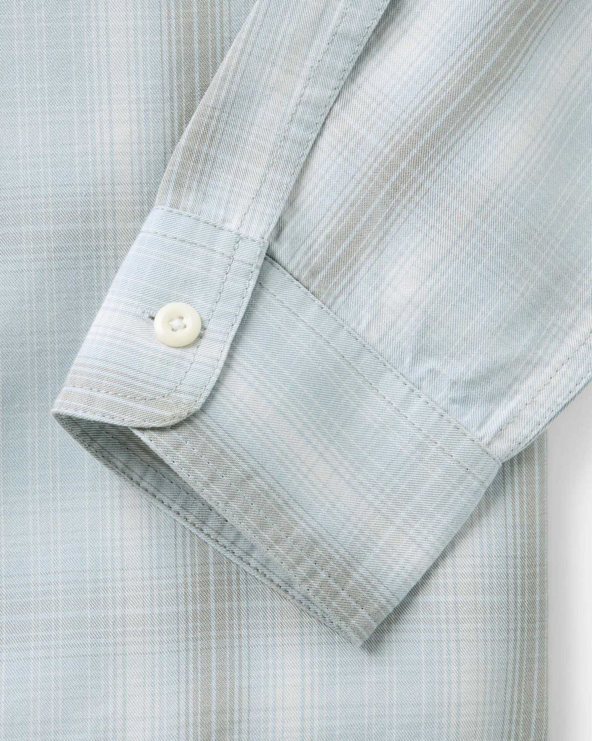 The Shore Shirt in Fog Tencel