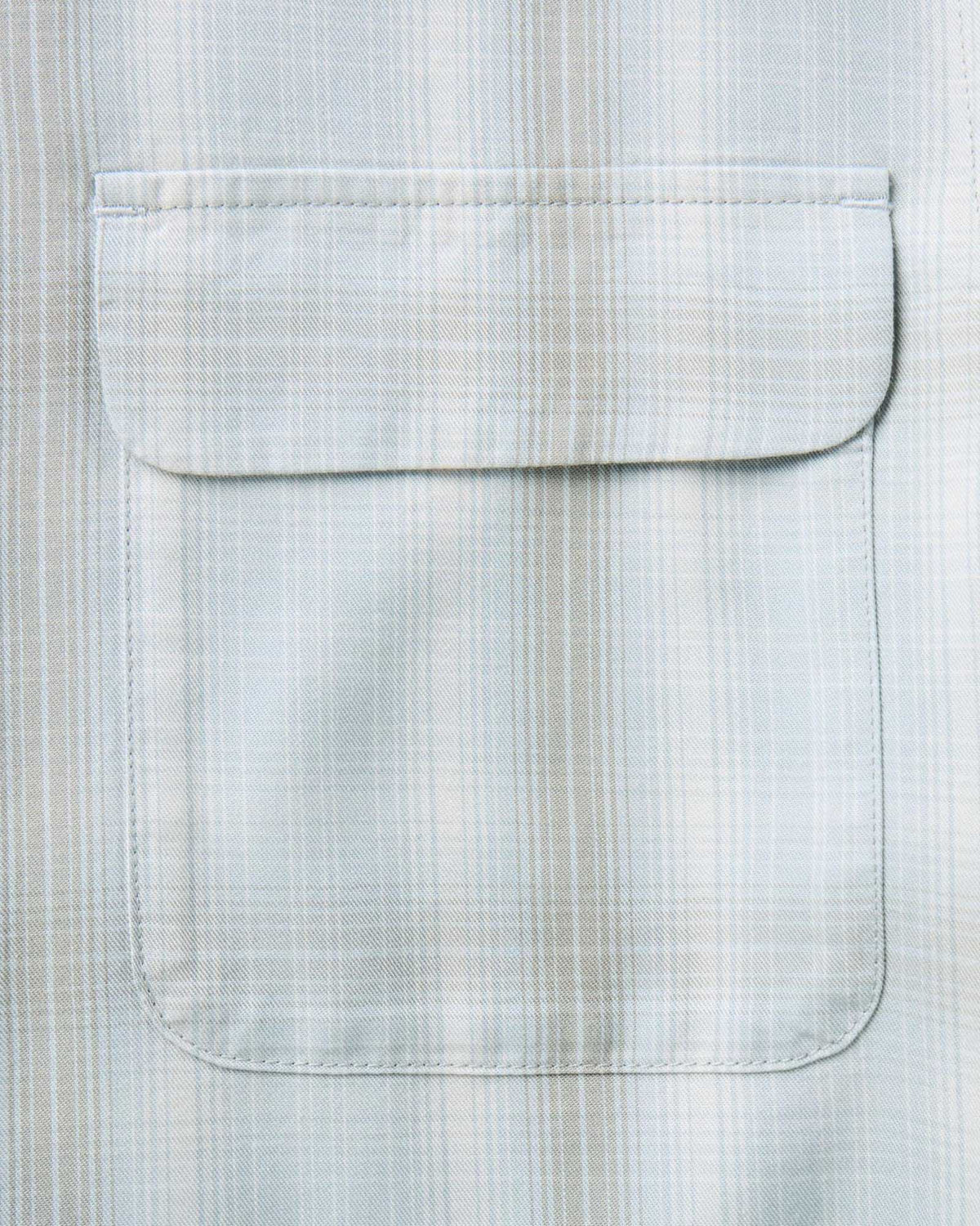 The Shore Shirt in Fog Tencel