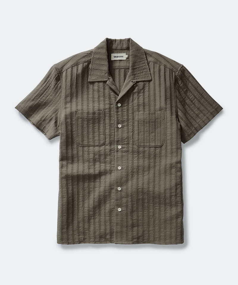 The Conrad Shirt in Fatigue Olive Dobby