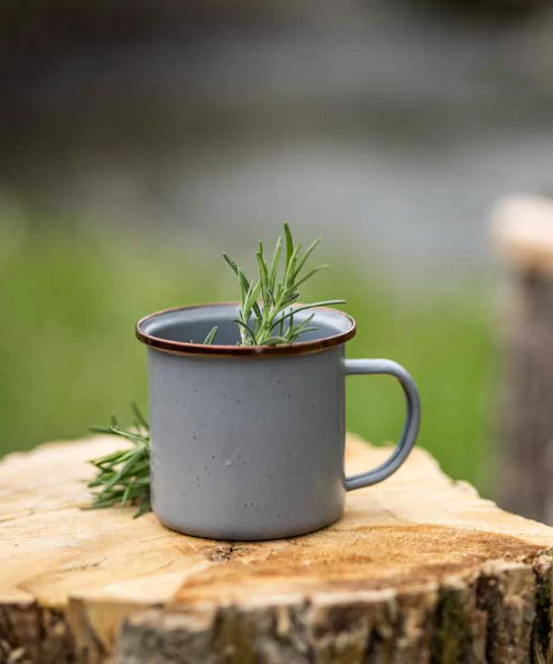 Enamel Cup Set