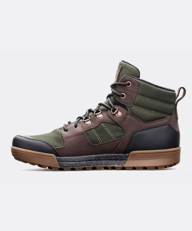 Outlander Waterproof Boot in Evergreen